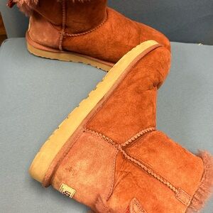 Uggs, burgundy red w corduroy bows-BEAUTIFUL!